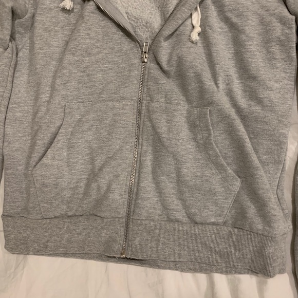 gray zip up hoodie - Picture 5 of 7